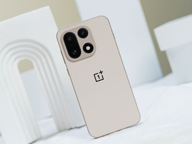 一加 15同为直屏旗舰手机配置分析不买错麻将胡了2游戏入口iQOO 15 vs(图5)